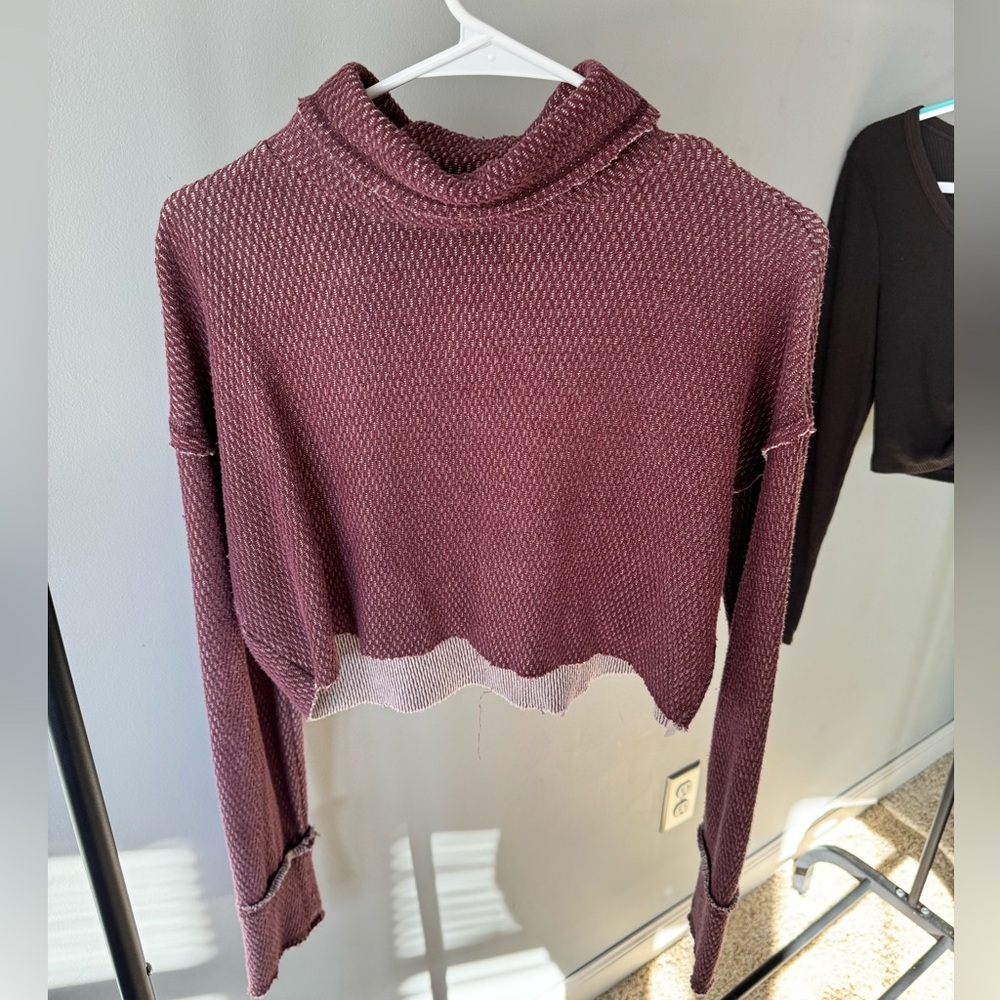 UO Turtleneck Crop Top